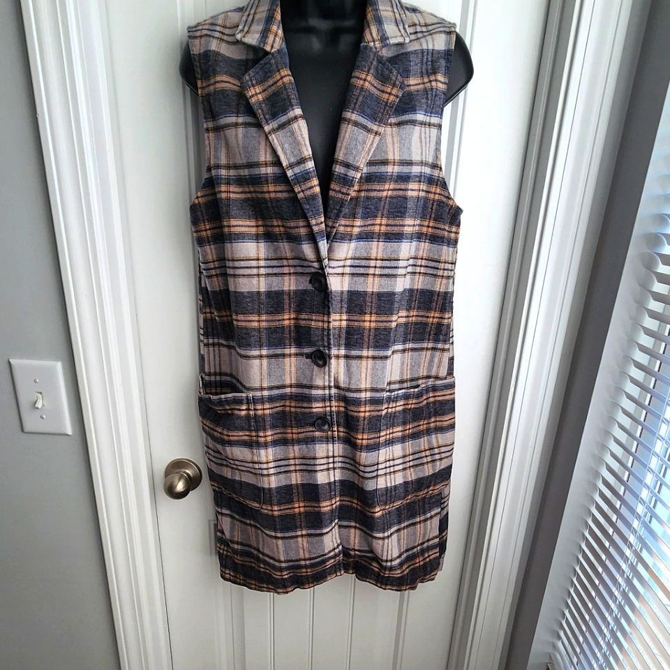 Hinge Button Down Tunic